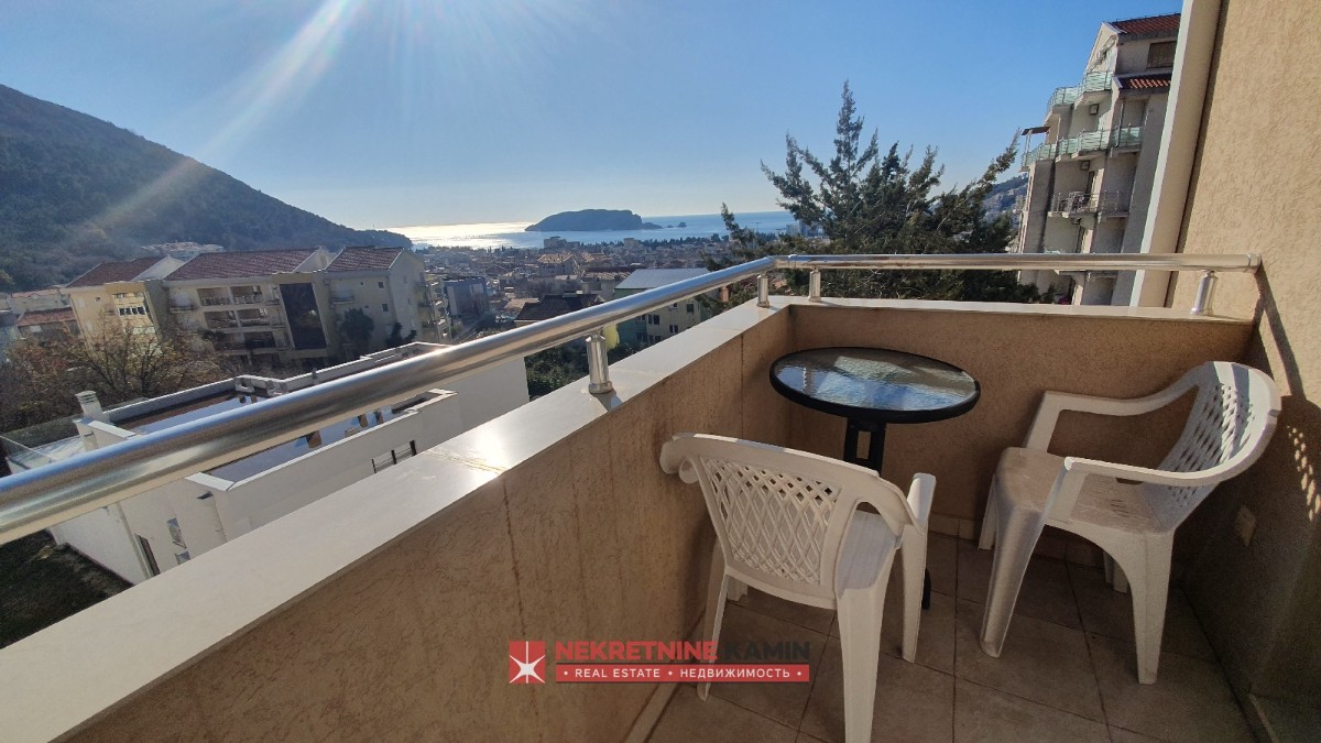 Furnished One-Bedroom Apartment with Sea View, Lazi, Budva